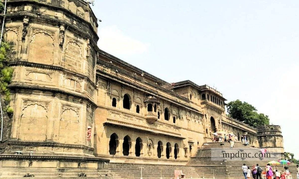 Grandeur-of-ahilya-fort, Madhya-Pradesh