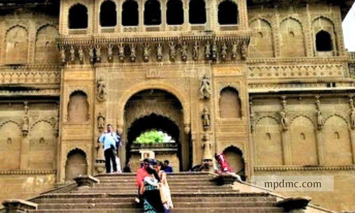 Grandeur-of-ahilya-fort, Madhya-Pradesh
