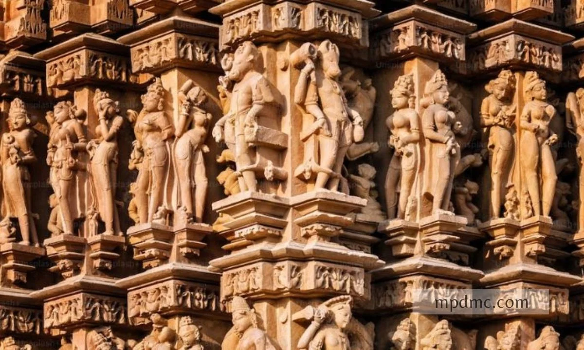 Khajuraho Sculpture, Madhya-Pradesh